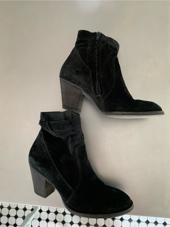 Shoes - Paul Green Suede Leather Ankle Boots - Size 8